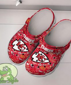 Kansas City Chiefs NFL Christmas Crocs Clogs Shoes For Men Women Product Photo 2