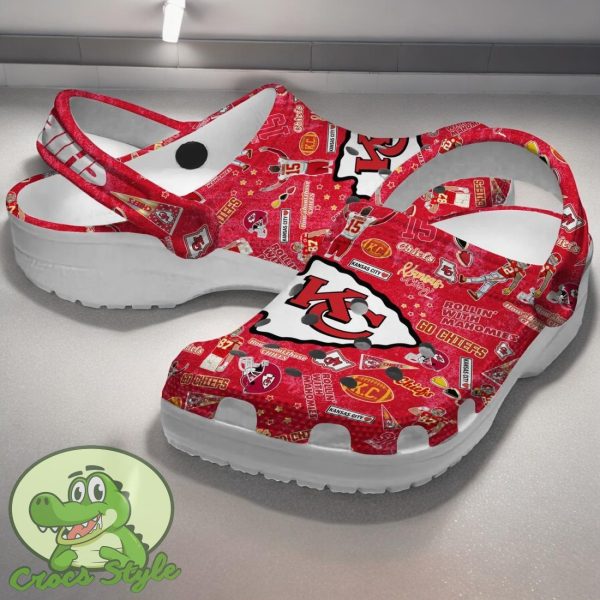 Kansas City Chiefs NFL Christmas Crocs Clogs Shoes For Men Women