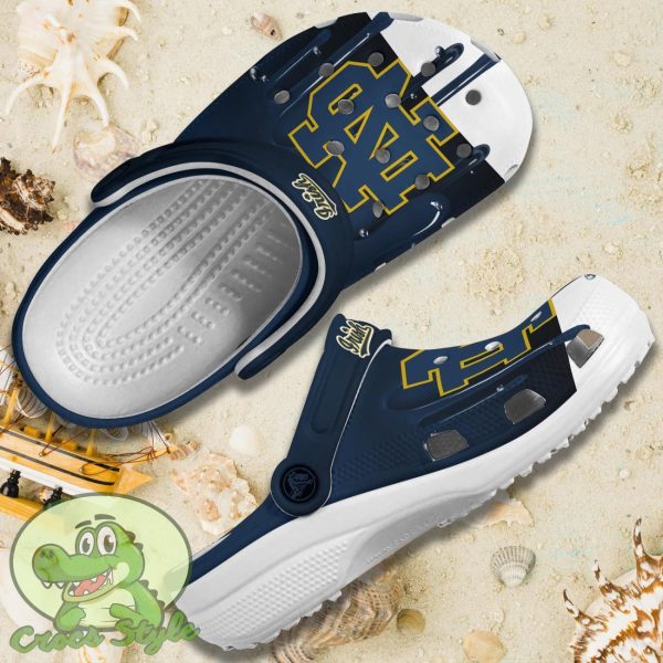 Notre Dame Fighting Irish Crocs New Design Best Choice For Fans